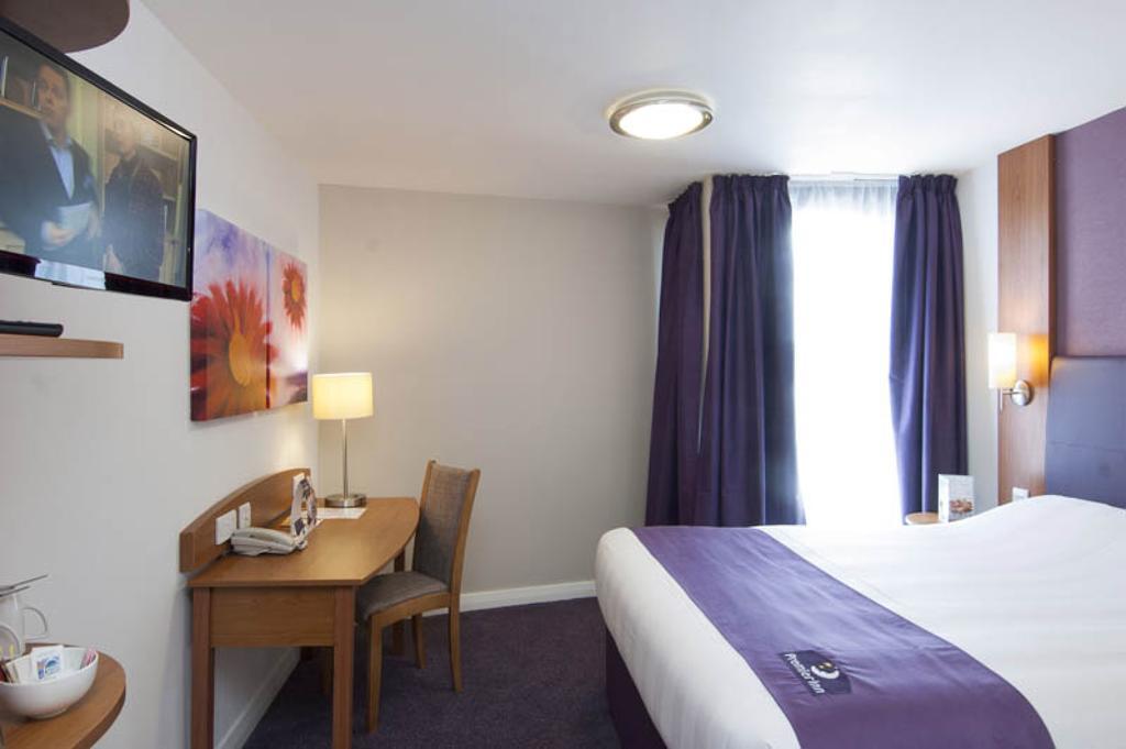 Premier Inn Southampton Airport North Stoneham Номер фото