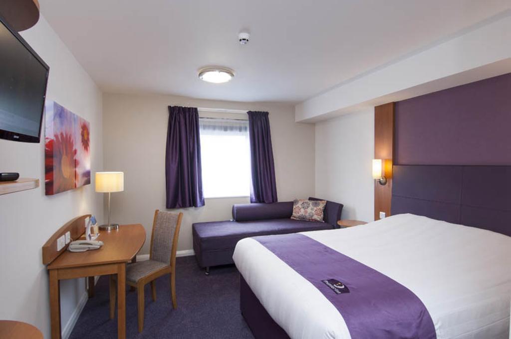 Premier Inn Southampton Airport North Stoneham Номер фото