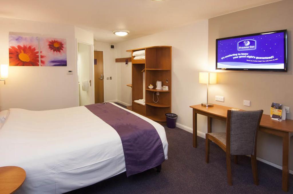 Premier Inn Southampton Airport North Stoneham Экстерьер фото