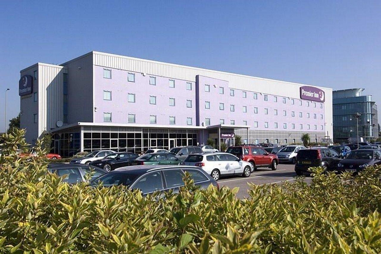 Premier Inn Southampton Airport North Stoneham Экстерьер фото