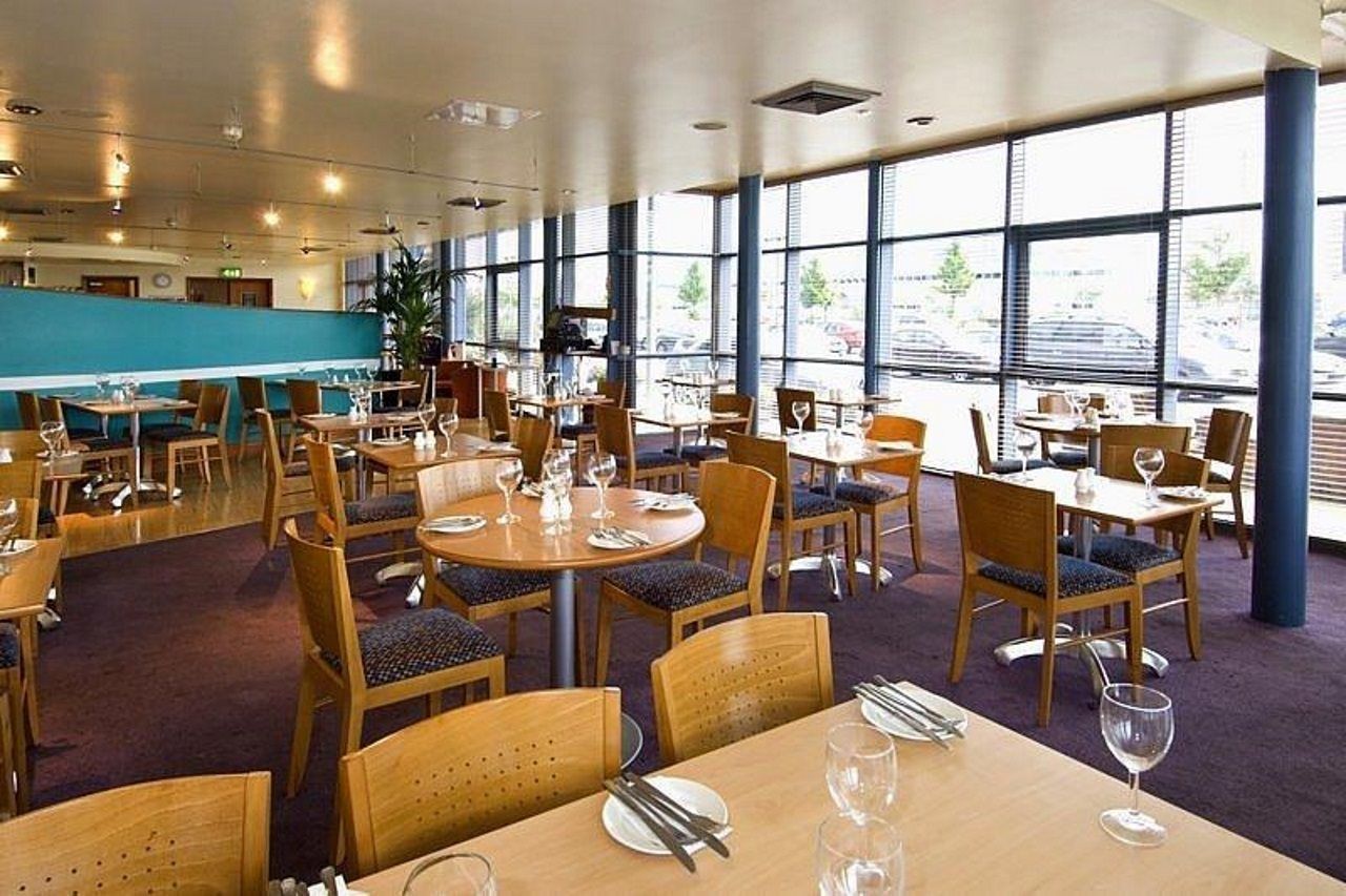 Premier Inn Southampton Airport North Stoneham Экстерьер фото