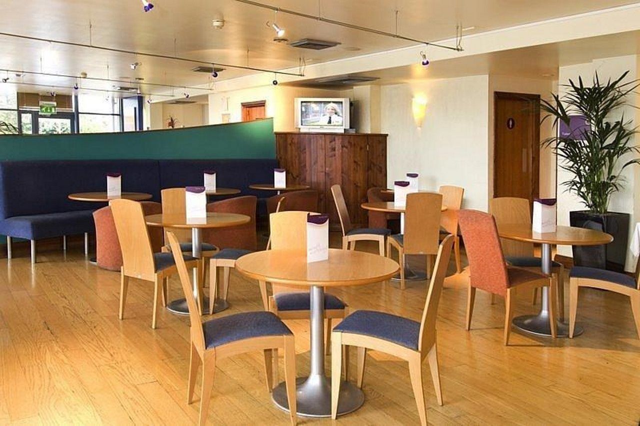 Premier Inn Southampton Airport North Stoneham Экстерьер фото